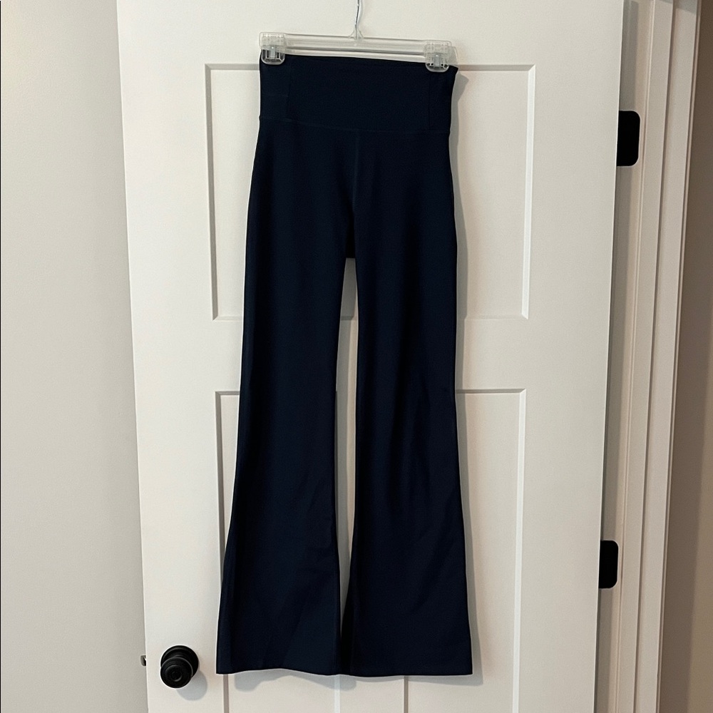 Girlfriend Collective Navy Compressive Flared Leggings